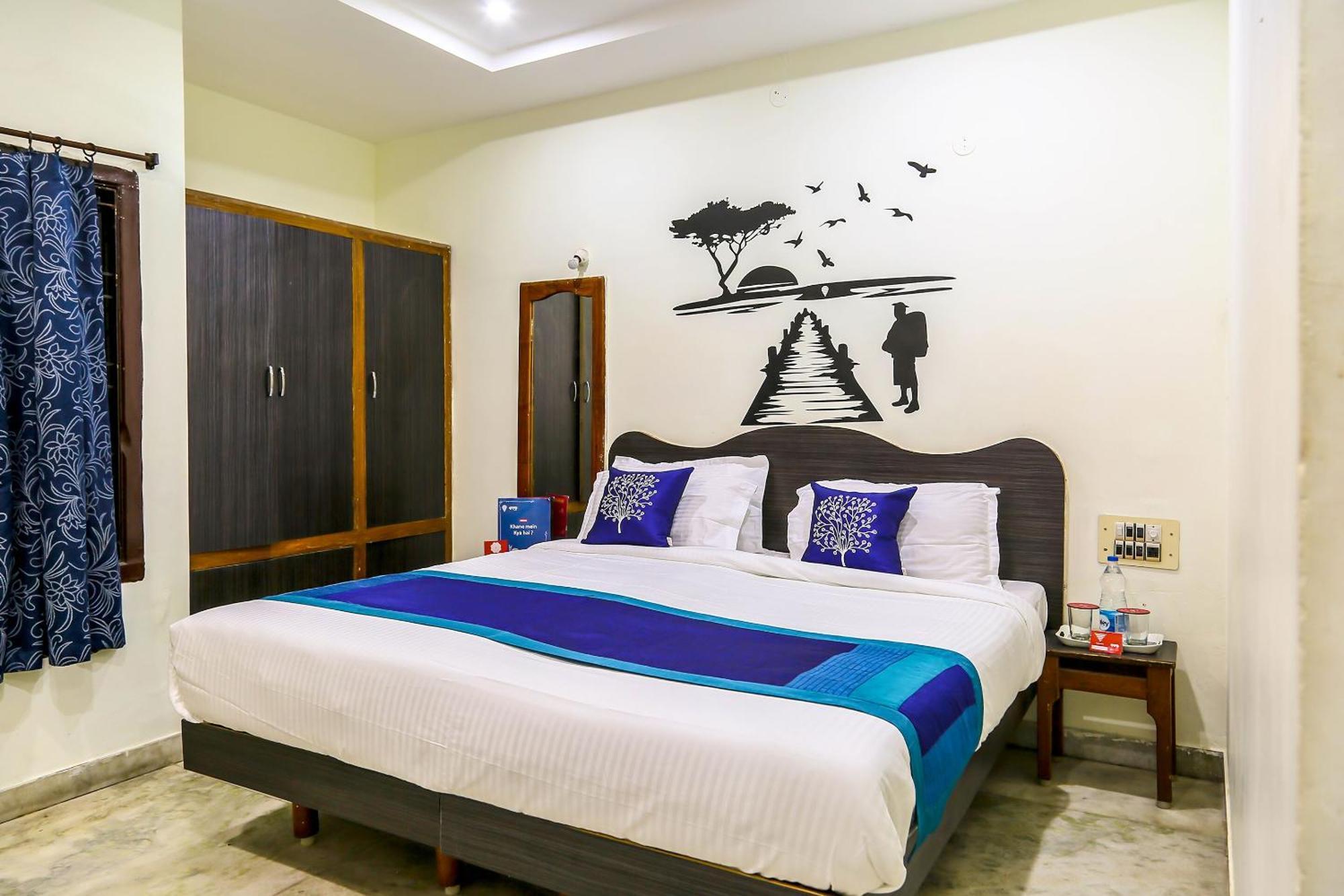 Отель Collection O Poojith Residency Тирупати Экстерьер фото